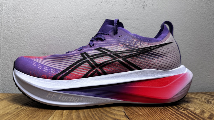 ASICS Megablast