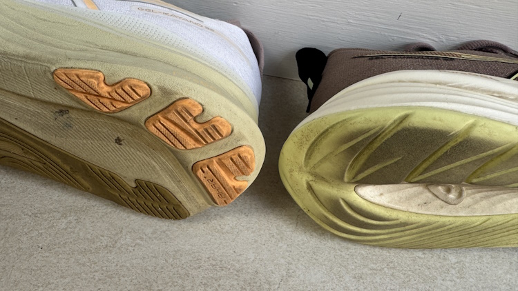 ASICS Gel Kayano 32 vs Cumulus 27 Outsole Rubber Thickness ASICS Gel Kayano 32 vs Cumulus 27 Outsole Rubber Thickness