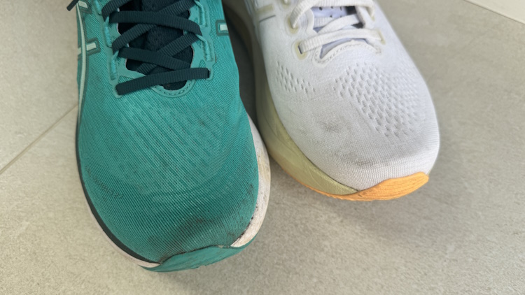 ASICS Gel Kayano 32 vs Nimbus 27 Uppers