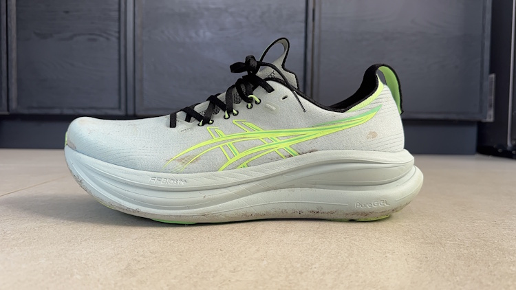 ASICS Gel Nimbus 28