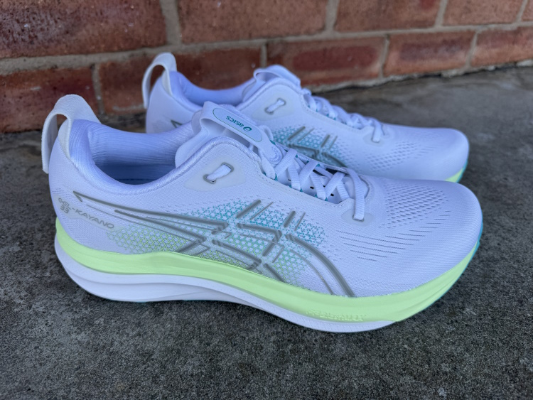 ASICS Kayano 33