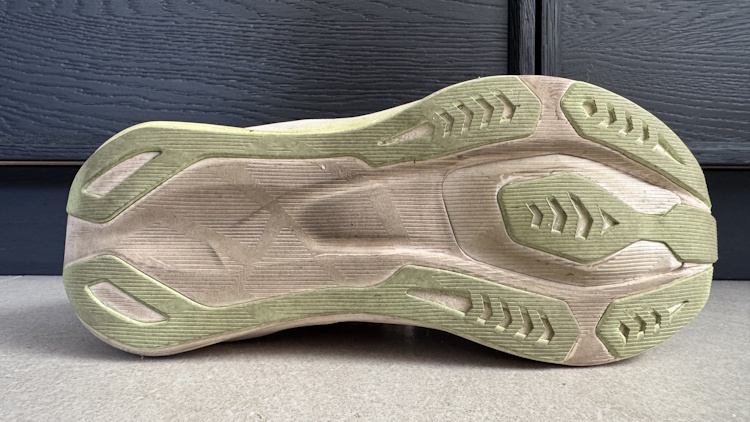 ASICS Novablast 6 - Outsole wide