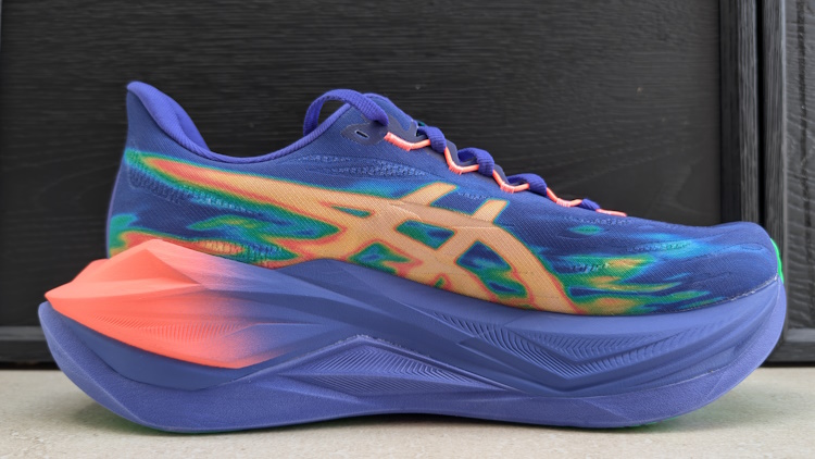 ASICS Superblast 3