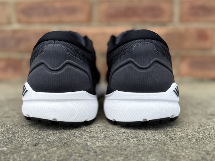 Brooks Addiction GTS 15 Heel Rear