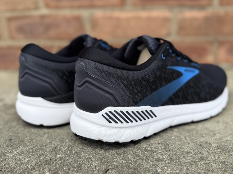 Brooks Addiction GTS 15 Side Heel 2 Brooks Addiction GTS 15 Side Heel 2