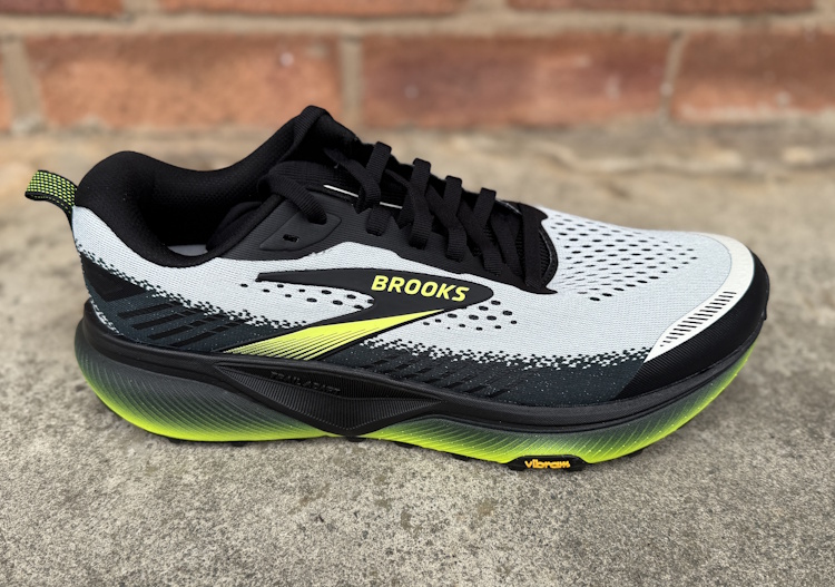 Brooks Cascadia 20 Hero Brooks Cascadia 20 Hero