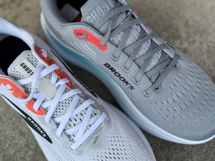 Ghost 17 vs Ghost Max 3 Lacing Ghost 17 vs Ghost Max 3 Lacing
