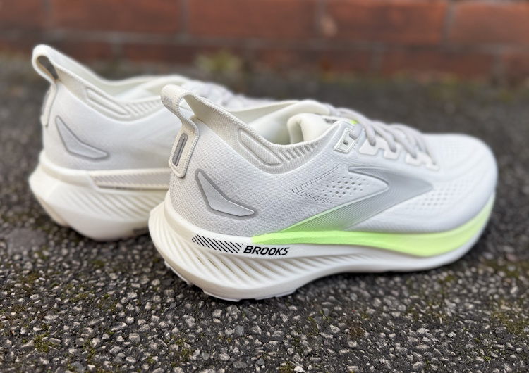 Glycerin GTS 23 side View