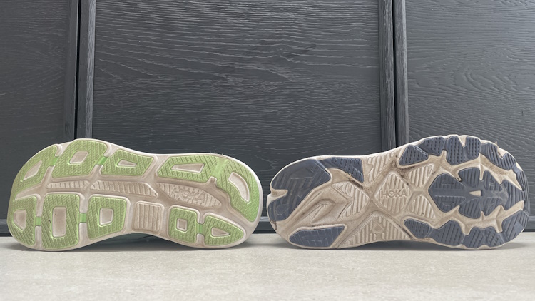 HOKA Arahi 8 vs Bondi 9 Outsole wide