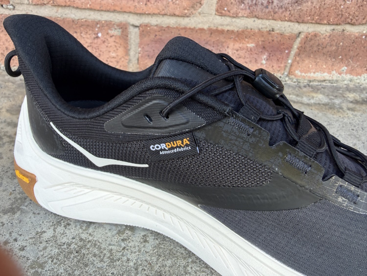 HOKA Transport 2 Cordura