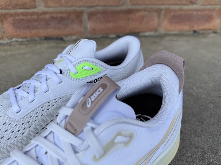 Kayano 32 vs Adrenaline GTS 24 Heel Collar