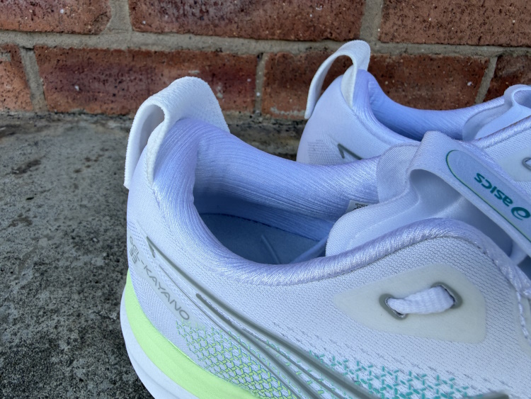 ASICS Kayano 33 Heel Collar