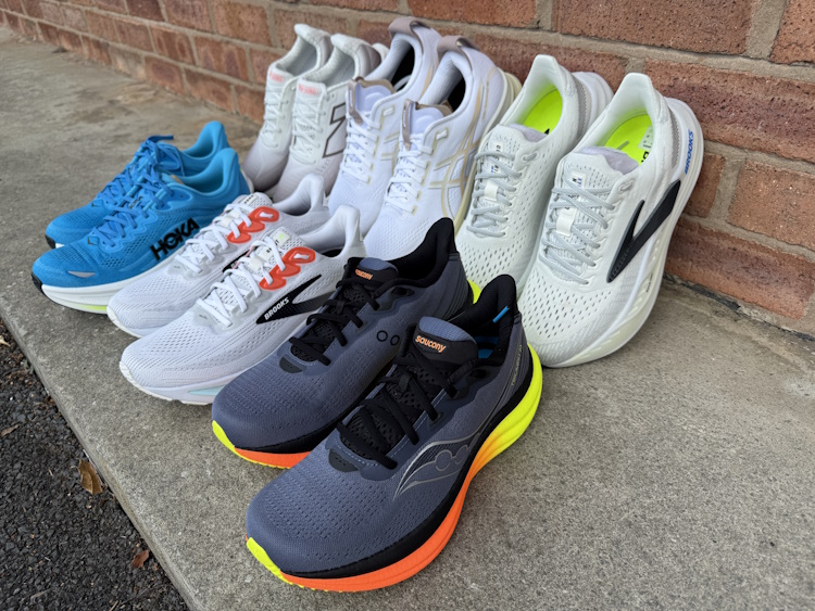 max comfort running shoes