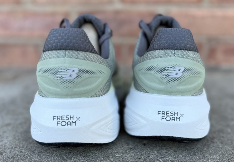 NB More V5 Heel Rear NB More V5 Heel Rear