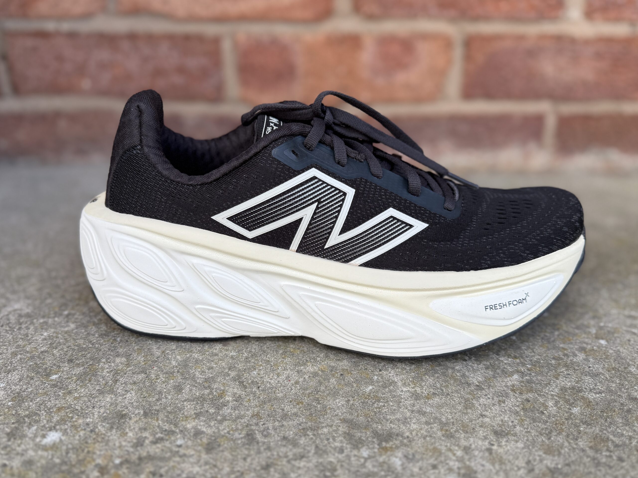 New Balalnce Fresh Foam More v5