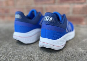 6 Best Supportive Running Shoes for Flat Footed Runners - Find My Footwear