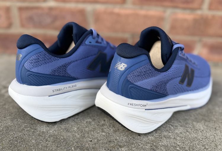 New Balance 860v15 Heel