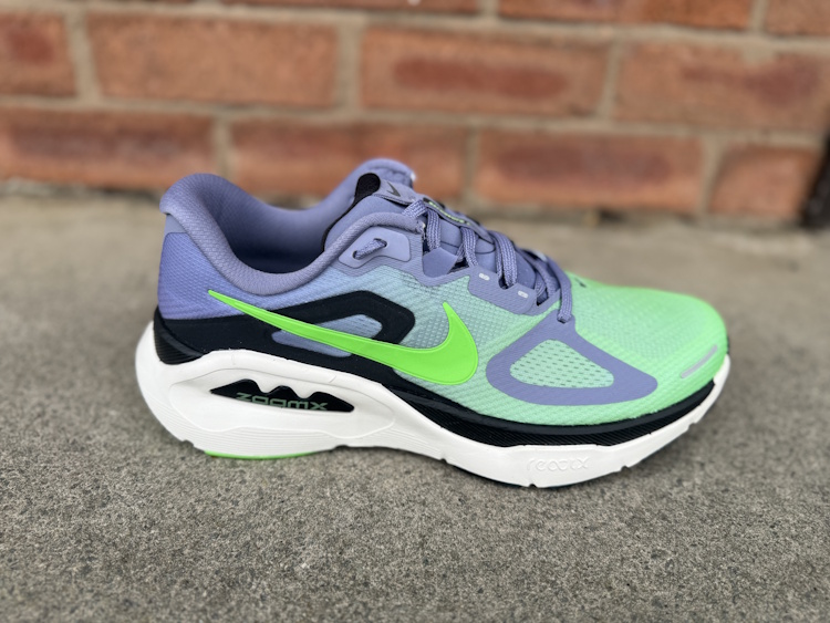 Nike Structure Plus 