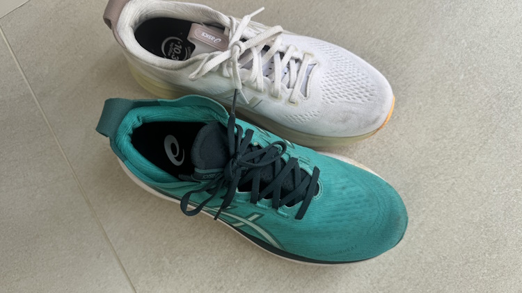 Nimbus 27 vs Kayano 32 Toe Box